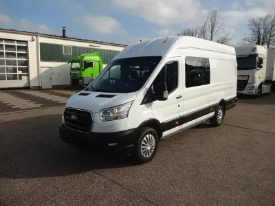 Gebraucht Ford Transit Trend 131 PS (96 kW) 2022 Weiß Van / Kleinbus
