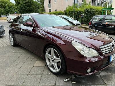 Rot Gebraucht 2005 Mercedes CLS500 AMG Coupé | 11.000 €