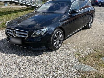 Usata Mercedes E350 258 CV (189 kW) 2018 Nero Station wagon