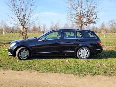 Gebraucht Mercedes 220 170 PS (125 kW) 2017 Schwarz