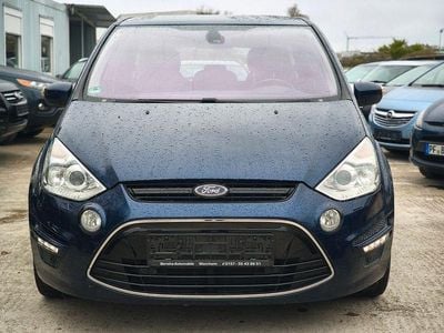 Gebraucht Ford S-MAX Titanium 163 PS (119 kW) 2011 Blau Van / Kleinbus