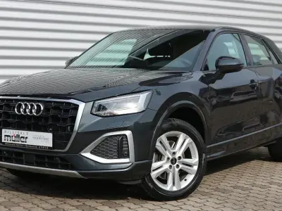 Gebraucht Audi Q2 Advanced Plus 150 PS (110 kW) 2023 Grau SUV