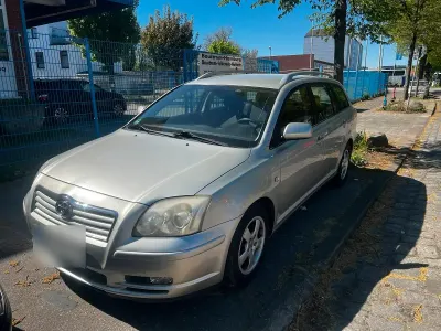 Occasion Toyota Avensis 130 ch (95 kW) 2004 Argent Break