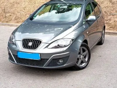 Gebraucht Seat Altea XL 140 PS (102 kW) 2014 Grau Van / Kleinbus