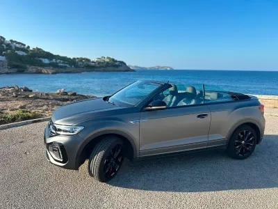Gebraucht VW T-Roc Cabriolet Edition 150 PS (110 kW) 2023 Grau Cabrio