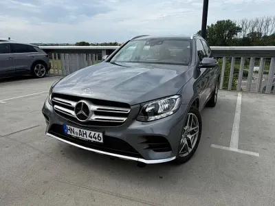 Gebraucht Mercedes GLC250 AMG line 204 PS (150 kW) 2017 Grau SUV