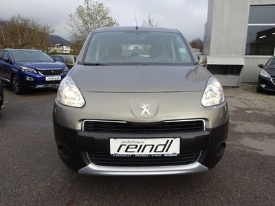 Gebraucht Peugeot Partner Tepee 92 PS (67 kW) 2013 Braun Van / Kleinbus