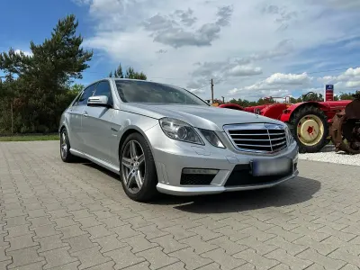 Gebraucht Mercedes E63 AMG AMG 525 PS (386 kW) 2010 Silber Limousine