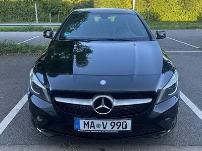 Mercedes CLA180