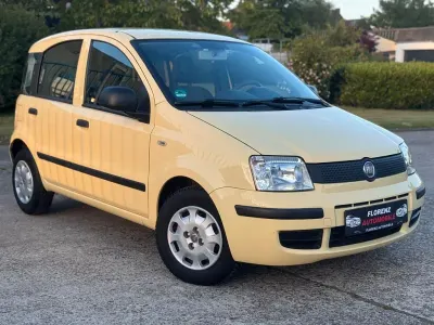 Używany Fiat Panda Classica 69 KM (50 kW) 2012 Żółty Hatchback