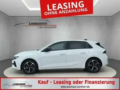 Gebraucht Opel Astra 131 PS (96 kW) 2024 Weiß Kleinwagen