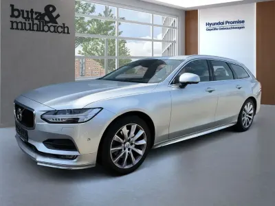 Gebraucht Volvo V90 Momentum 190 PS (139 kW) 2017 Bright silver metallic / metal Kombi
