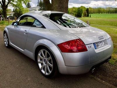 Silber Gebraucht 2020 Audi TT S-Line Coupé | 14.999 €