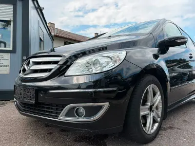 Gebraucht Mercedes B200 136 PS (100 kW) 2006 Schwarz Van / Kleinbus