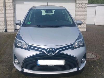 gebraucht Toyota Yaris Sport Edition 1.33 99PS Rückfahrkamera