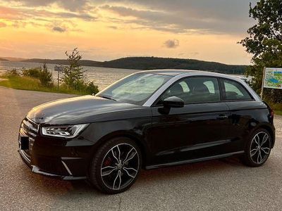 Audi S1