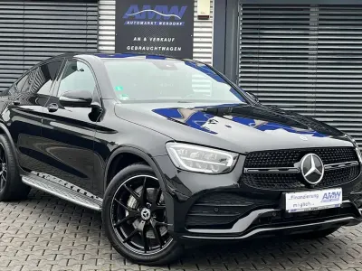 Używany Mercedes GLC200 AMG line Plus 197 KM (144 kW) 2022 Czarny SUV