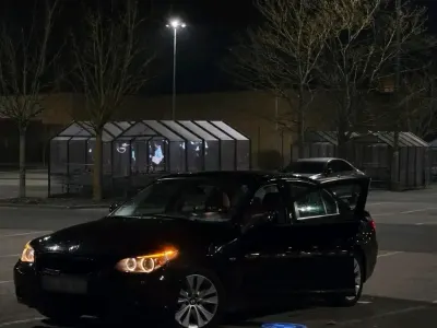 Gebraucht BMW 523 177 PS (130 kW) 2005 Schwarz Limousine