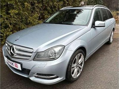 Gebraucht Mercedes C220 Avantgarde 170 PS (125 kW) 2013 Diamantsilber  metalliclack Kombi