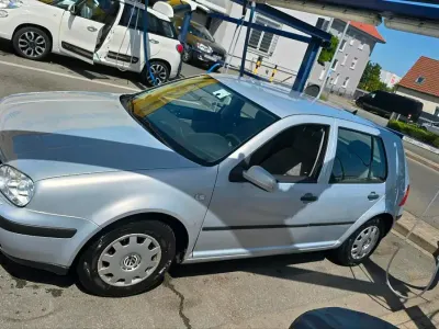 Używany VW Golf III 75 KM (55 kW) 1999 Srebrny Sedan/Limuzyna