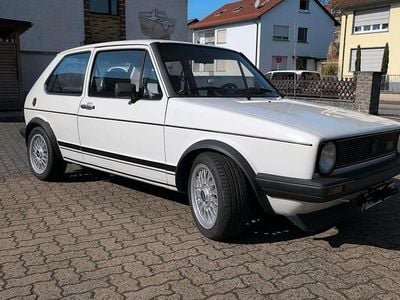 Gebraucht VW Golf I GTI 110 PS (80 kW) 1982 Weiß Kleinwagen