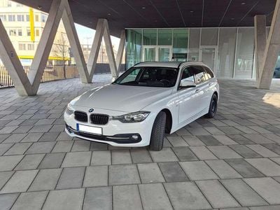 Gebraucht BMW 318 Sport Line 150 PS (110 kW) 2016 Weiß Kombi