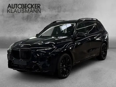 Neu BMW X7 M Sport 352 PS (258 kW) 2026 Schwarz SUV