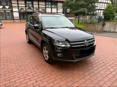 Gebraucht VW Tiguan Highline 177 PS (130 kW) 2013 Schwarz SUV