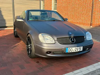 Gebraucht Mercedes SLK230 197 PS (144 kW) 2003 Grau Cabrio