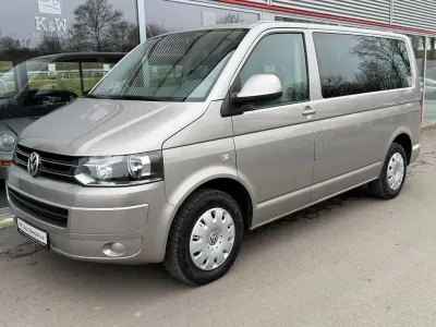 Usata VW Caravelle 140 CV (102 kW) 2014 Beige Furgone