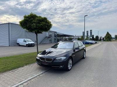 Schwarz Gebraucht 2013 BMW 530 Comfort Edition Kombi | 10.999 € (Guter Preis)