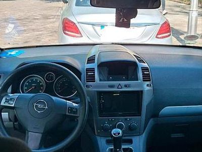 Usata Opel Zafira 140 CV (102 kW) 2006 Argento Monovolume