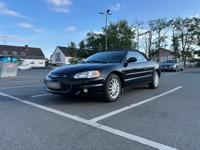 Gebraucht Chrysler Sebring Cabriolet 141 PS (103 kW) 2002 Schwarz Cabrio