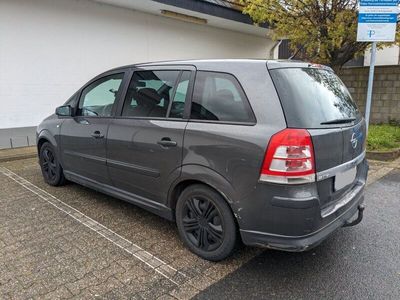 gebraucht Opel Zafira B 1,8, 7 Setzer Familienwagen zum Verkauf