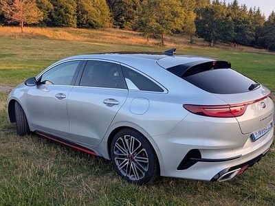Kia ProCeed GT