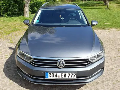 Używany VW Passat Highline 150 KM (110 kW) 2017 Szary Kombi
