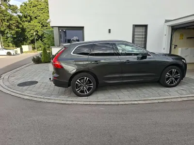 Gebraucht Volvo XC60 Momentum 235 PS (172 kW) 2019 SUV