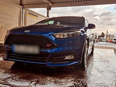 Gebraucht Ford Focus Sport 185 PS (136 kW) 2017 Blau Kombi