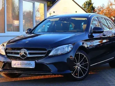 Gebraucht Mercedes C300 306 PS (225 kW) 2020 Grafitgrau (metallic) Kombi
