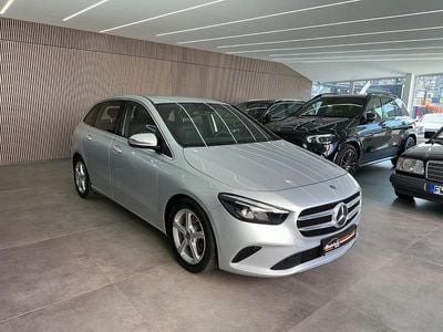Mercedes B220