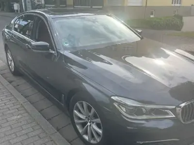 Gebraucht BMW 730 265 PS (194 kW) 2018 Braun Limousine
