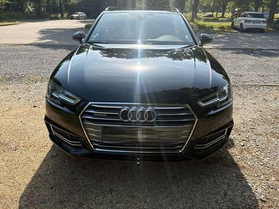 Schwarz Gebraucht 2017 Audi A4 Ambiente Kombi | 25.300 € (Teuer)