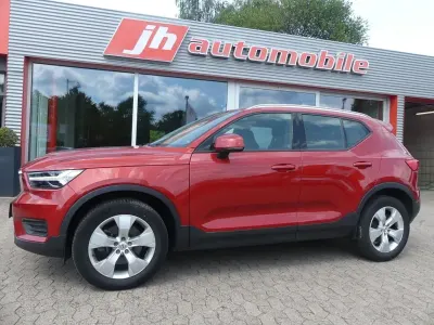 Gebraucht Volvo XC40 Momentum 190 PS (139 kW) 2018 Rot SUV