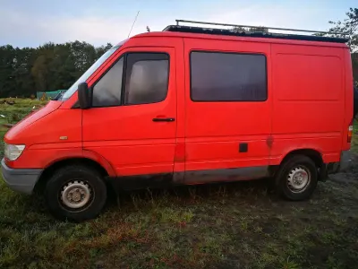 Gebraucht Mercedes Sprinter 122 PS (89 kW) 1998 Rot Van