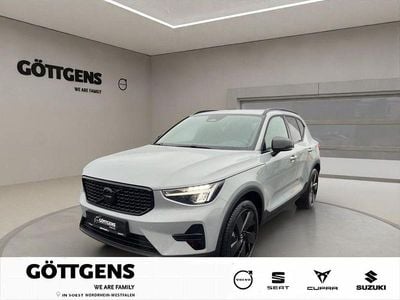 Neu Volvo XC40 Plus 163 PS (119 kW) 2025 Grau SUV