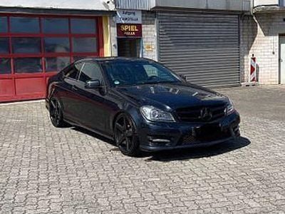 Gebraucht Mercedes C350 AMG 306 PS (225 kW) 2011 Schwarz Coupé