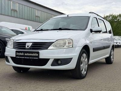 Second-hand Dacia Logan MCV Lauréate 105 CP (77 kW) 2009 Alb Break