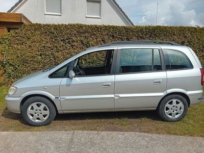 gebraucht Opel Zafira 1.8 Benzin Klimaaut. 7Sitze, 2Hand 143tkm