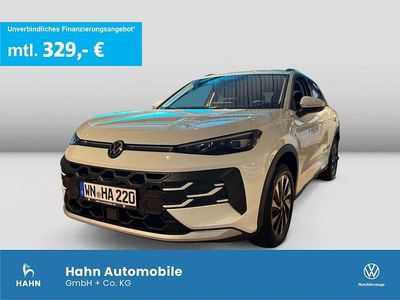 Pure white uni Gebraucht 2025 VW T-Roc Life SUV | 33.490 € (Guter Preis)
