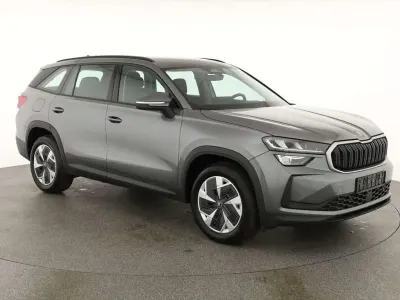 Neu Skoda Kodiaq Selection 150 PS (110 kW) 2026 Black magic perleffekt SUV